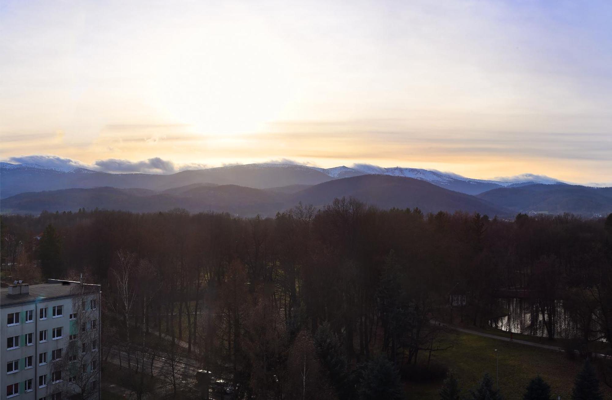 Elizjum Apartament Nad Termami Cieplice Jelenia Góra Buitenkant foto